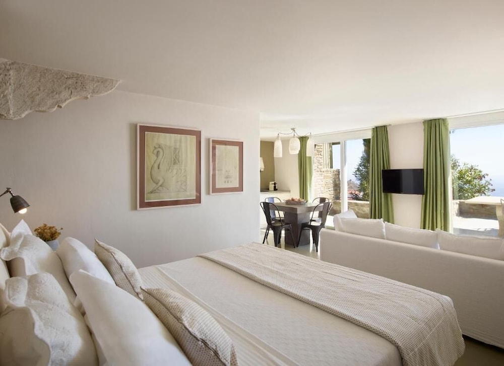 JUNIOR SUITE, SINGLE BED, SEA VIEW