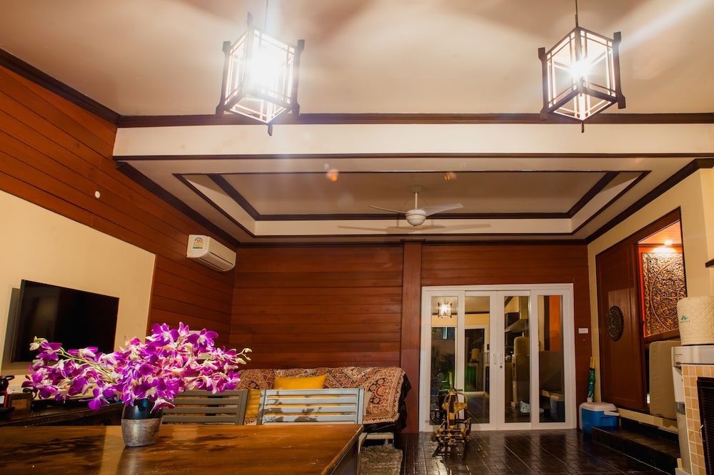 Baan Manu Chang 8/42