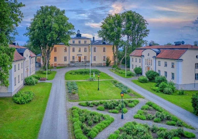 Haga Slott 1/1