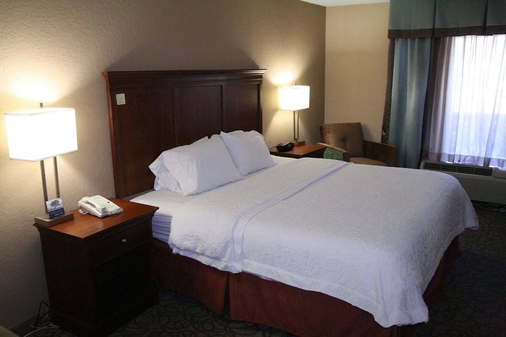 Hampton Inn Gainesville FL 27/66