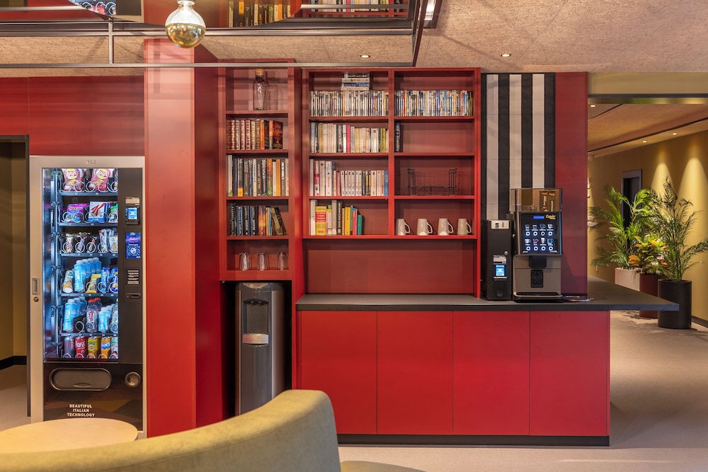 Royal Regency Paris Vincennes 5/50