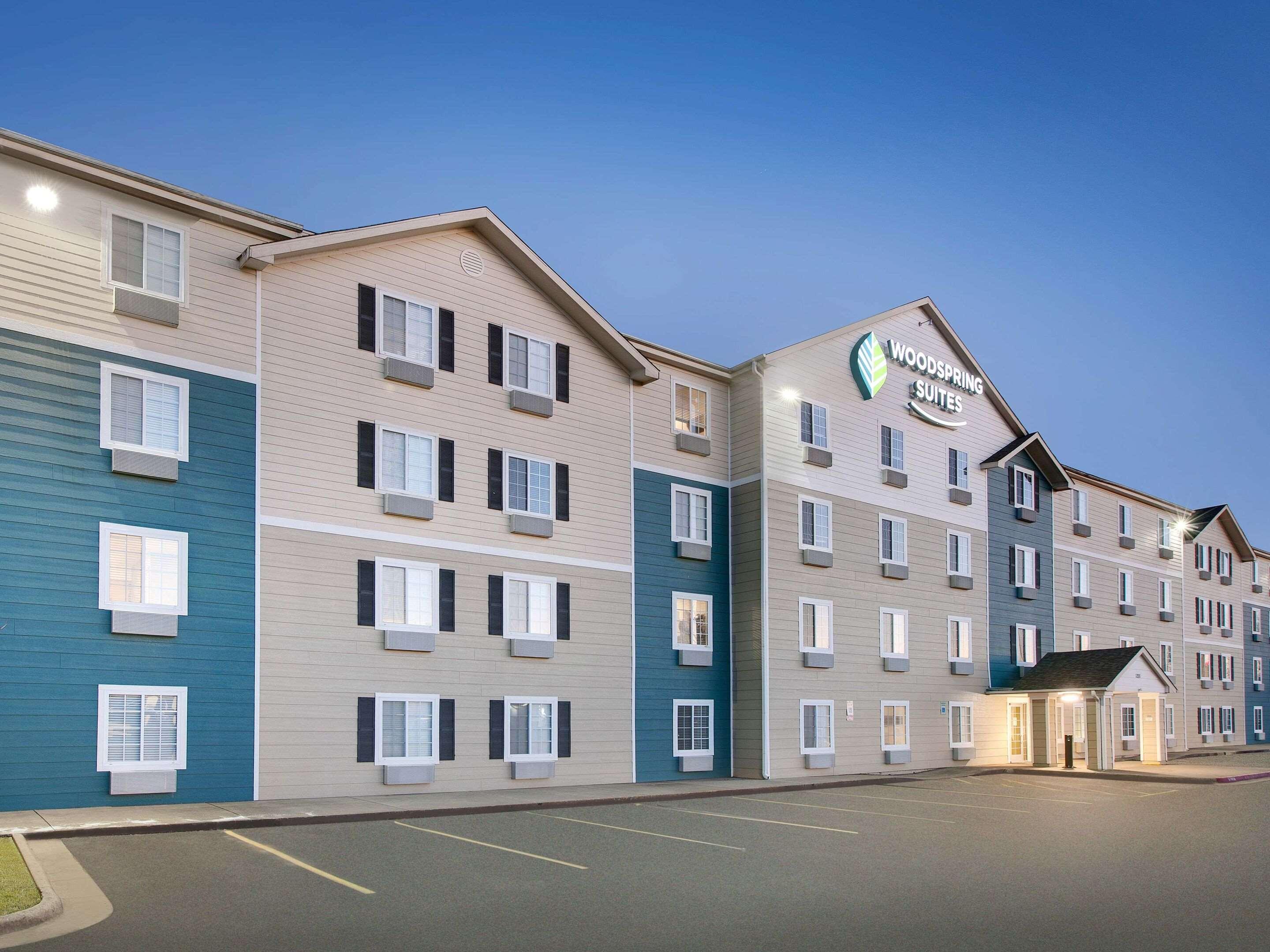 WoodSpring Suites Bentonville 4/38