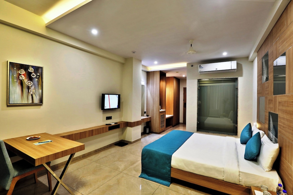 Vits Devbhumi Hotel 24/50