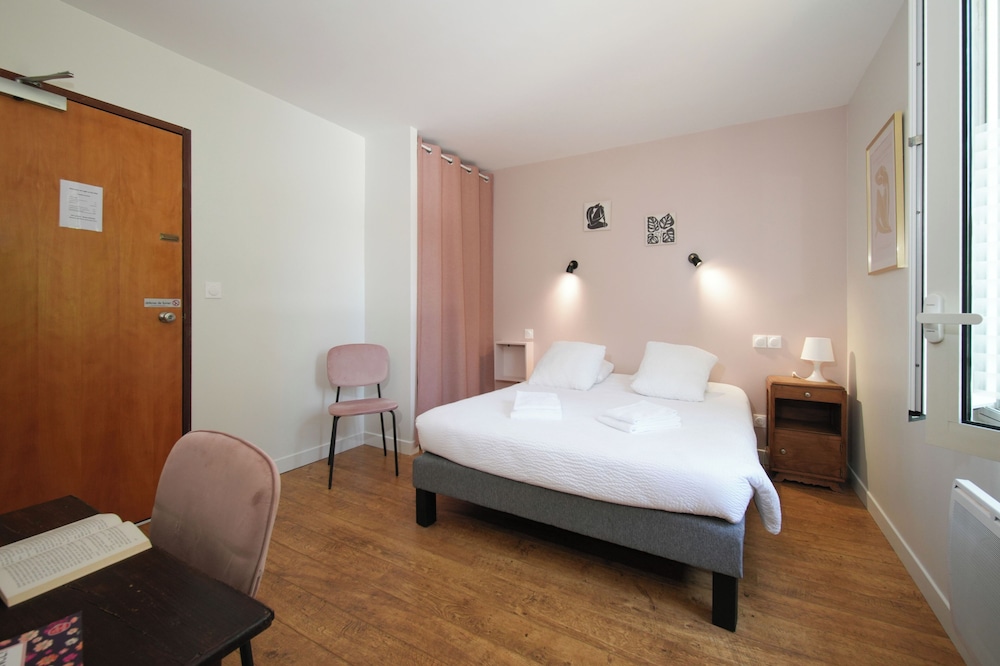 HOSTELLERIE DU CLOS PITE 21/56