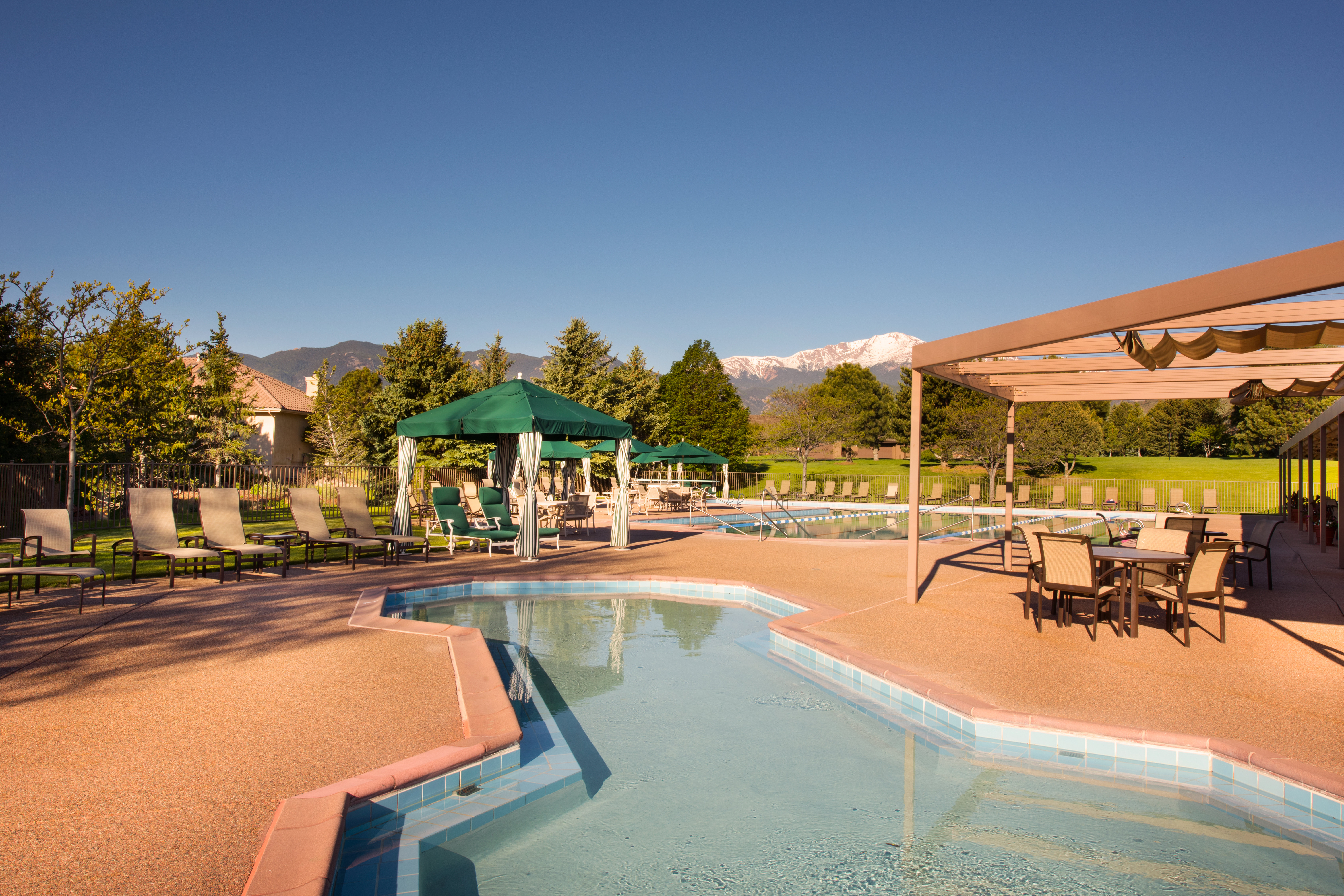 Garden Of The Gods Club And Resort 37/83