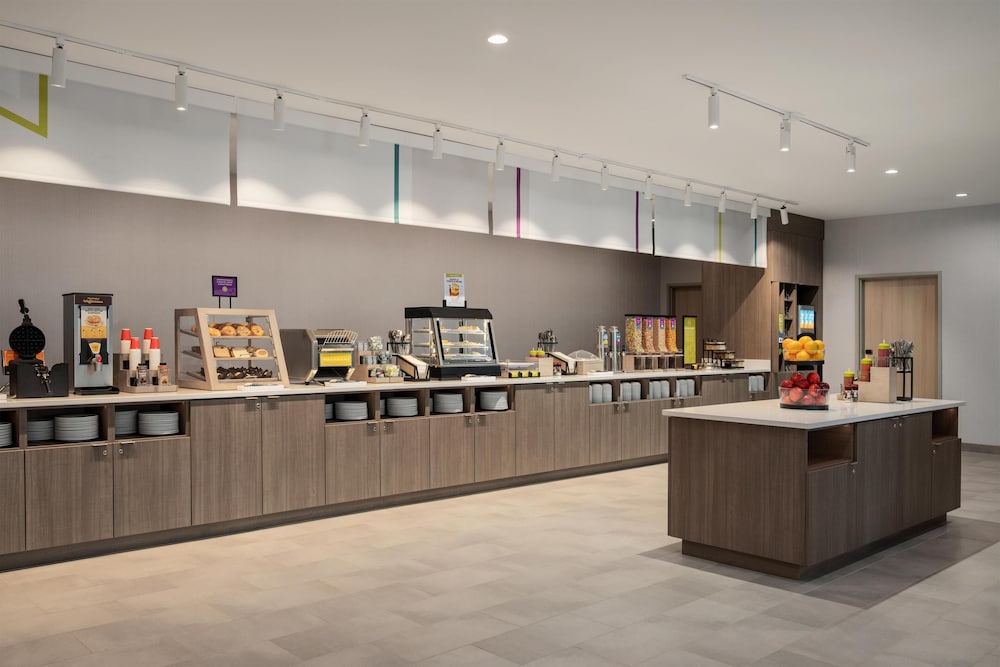 Home2 Suites by Hilton Lafayette I-10 7/55