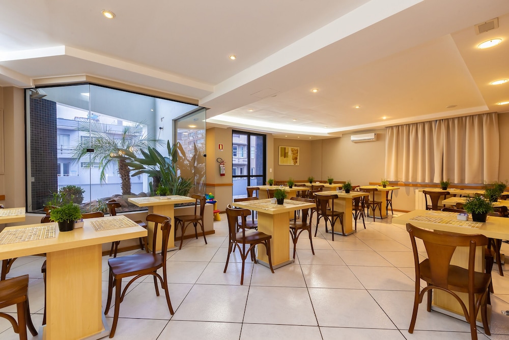 Tri Hotel & Flat Caxias 63/70