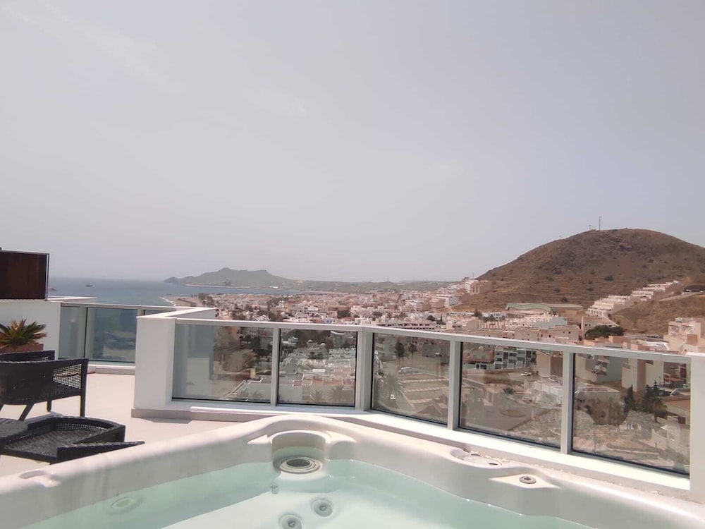 Ch Cabo de Gato Ex Valhalla Hotel and Spa 39/42