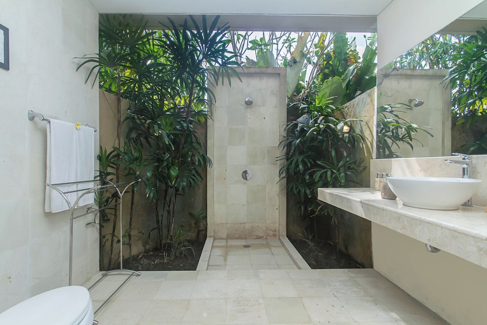 2 Bedrooms, Family, Villa, King and Twin Beds, Rice Field View، Kabinawa Ubud Villas and Cafe 9/9