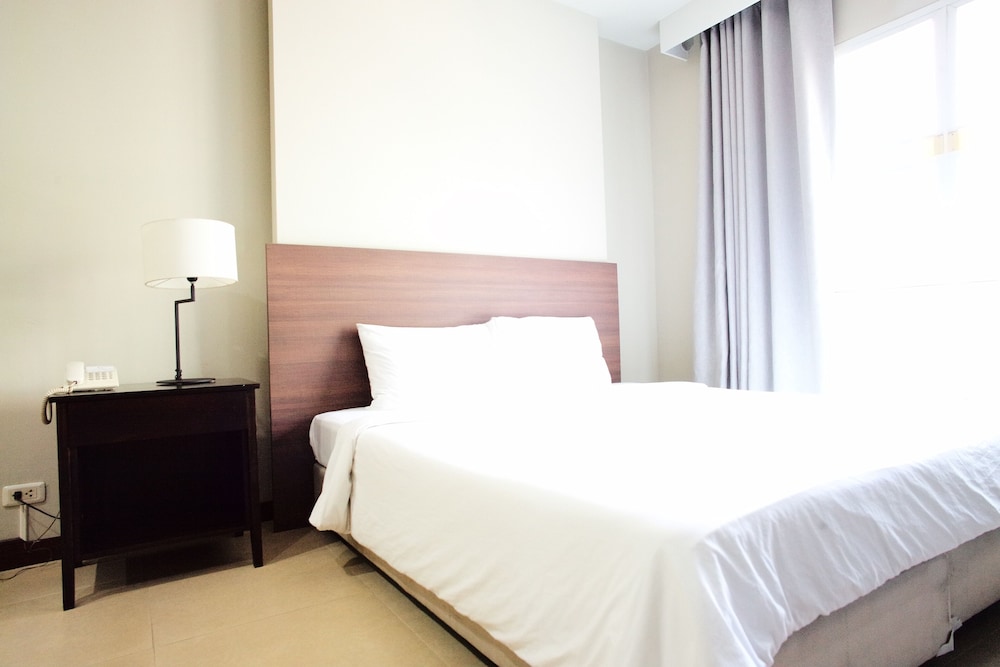 J. Park Hotel 11/62