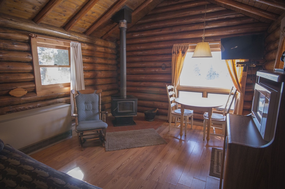 Cascade Lodge 40/50