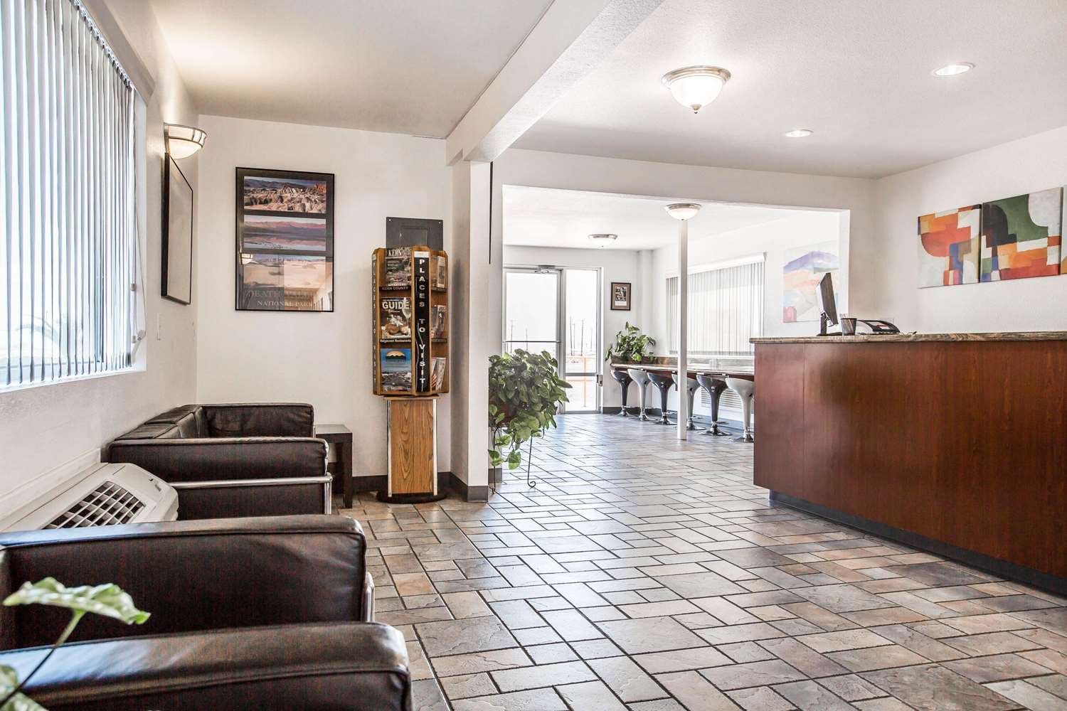 Days Inn by Wyndham Ridgecrest near China Lake Naval Station 9/14
