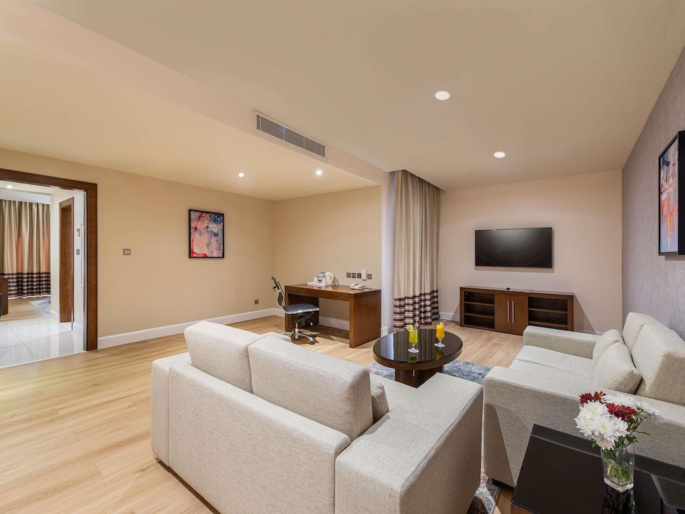 أجنحة نوفوتيل الرياض العليا(Novotel Suites Olaya Riyadh) 46/61
