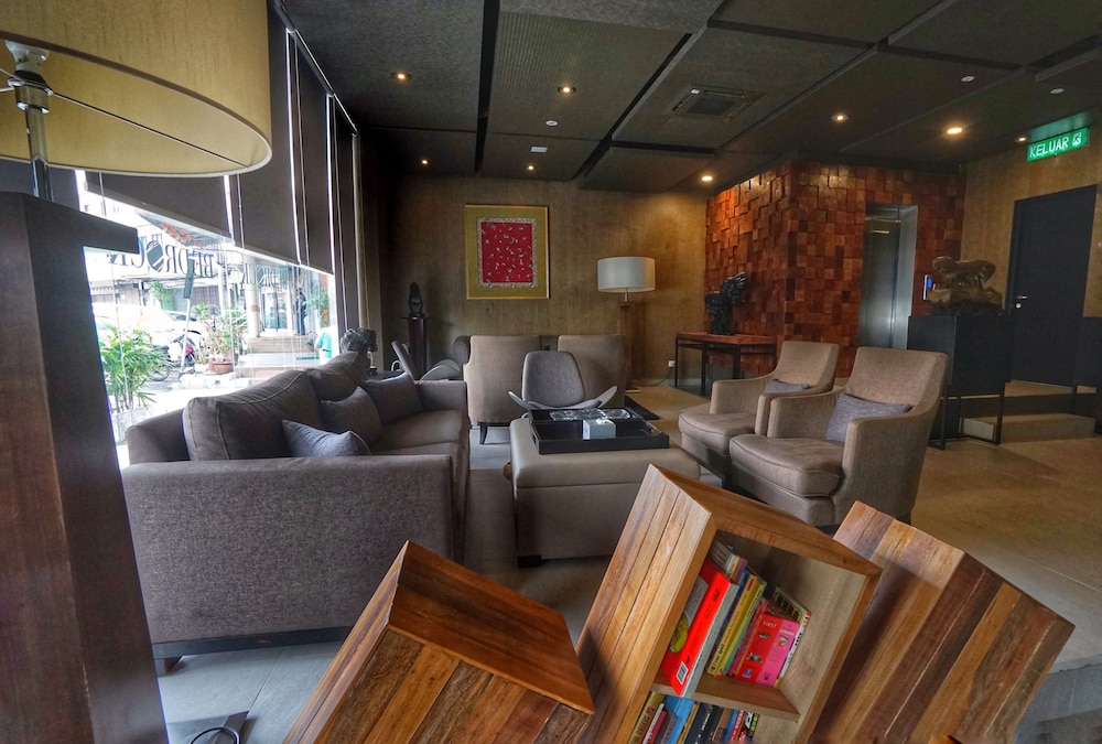 Bedrock Hotel 34/50