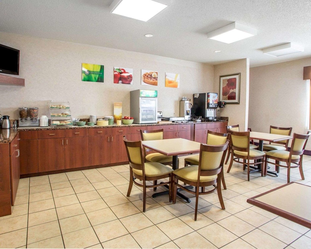 Quality Inn Merrillville 27/35