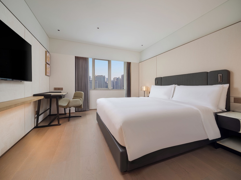 Room, King Bed