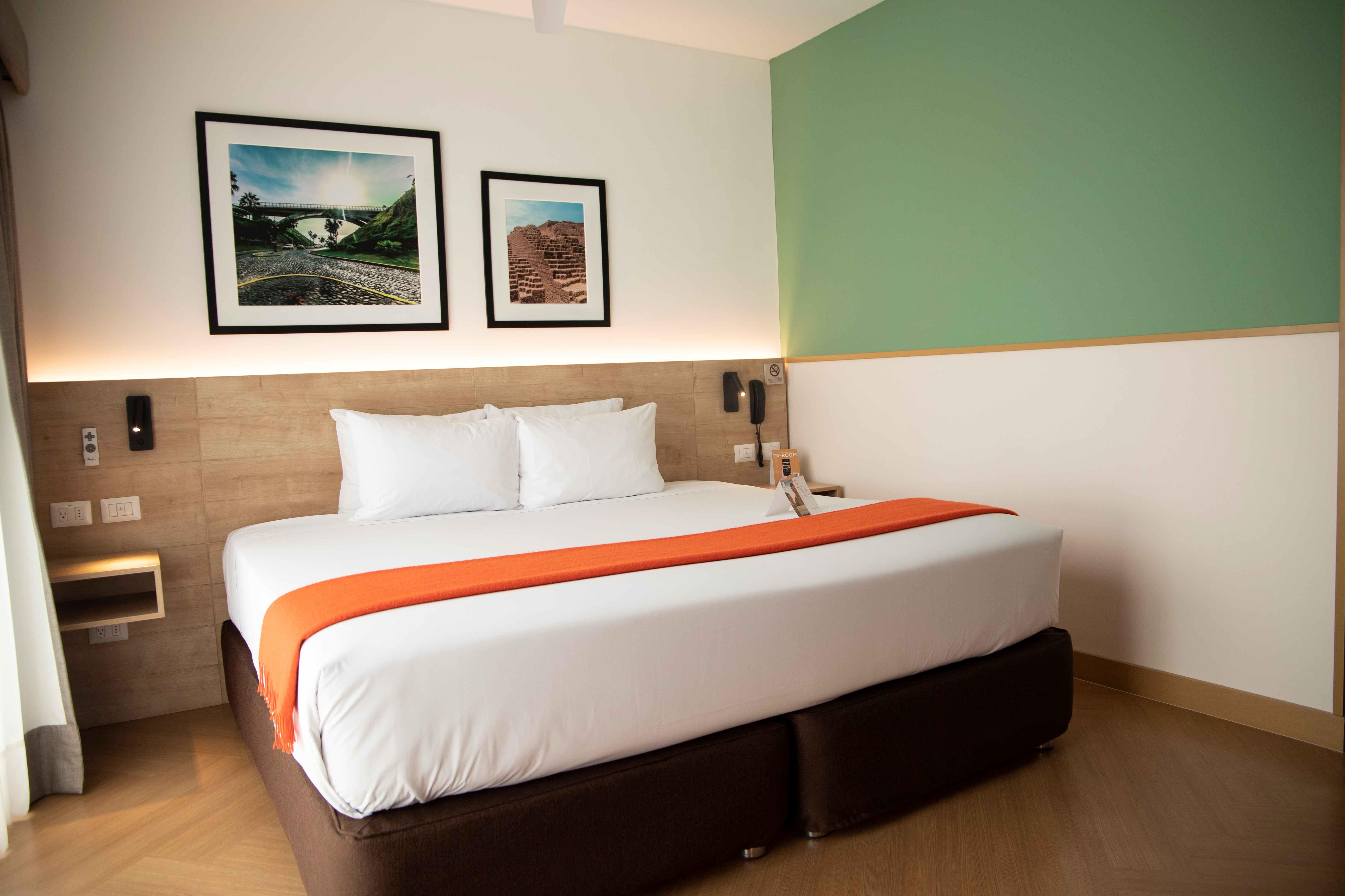 Standard, Double Bed, Street View