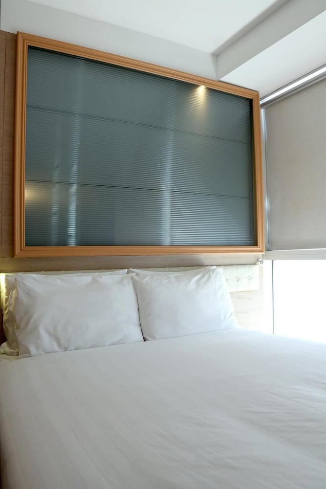 Bluejay Residences 21/40