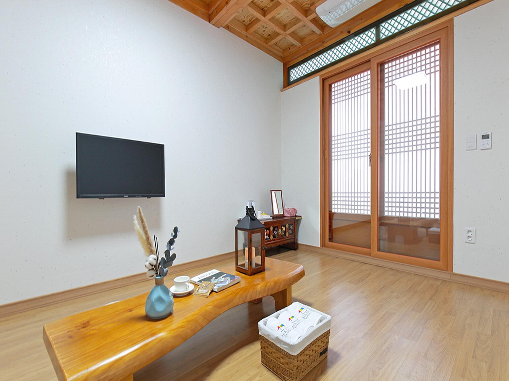 Cheonggong Hanokstay 44/57