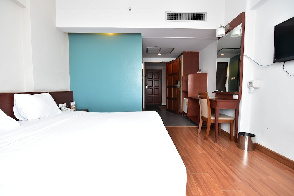 ALOHA HOTEL HAT YAI 15/66