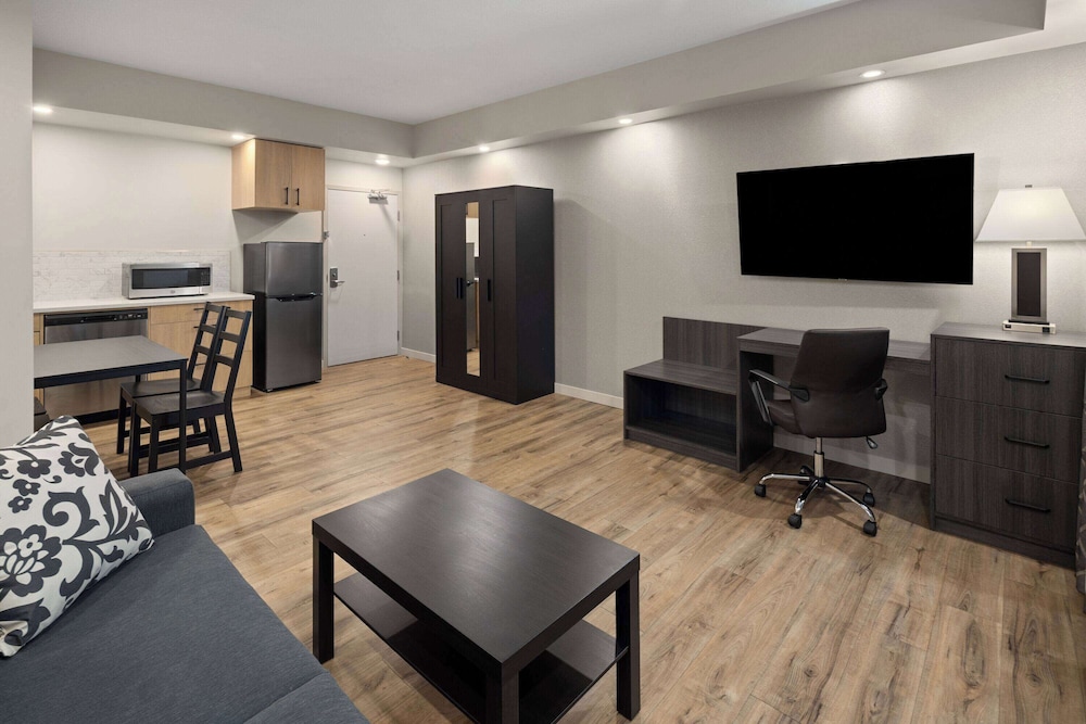 Baymont by Wyndham West Edmonton 46/50