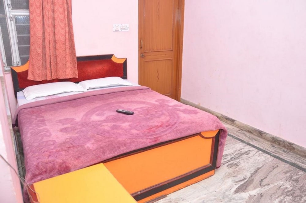 Kanak Guest House 14/17