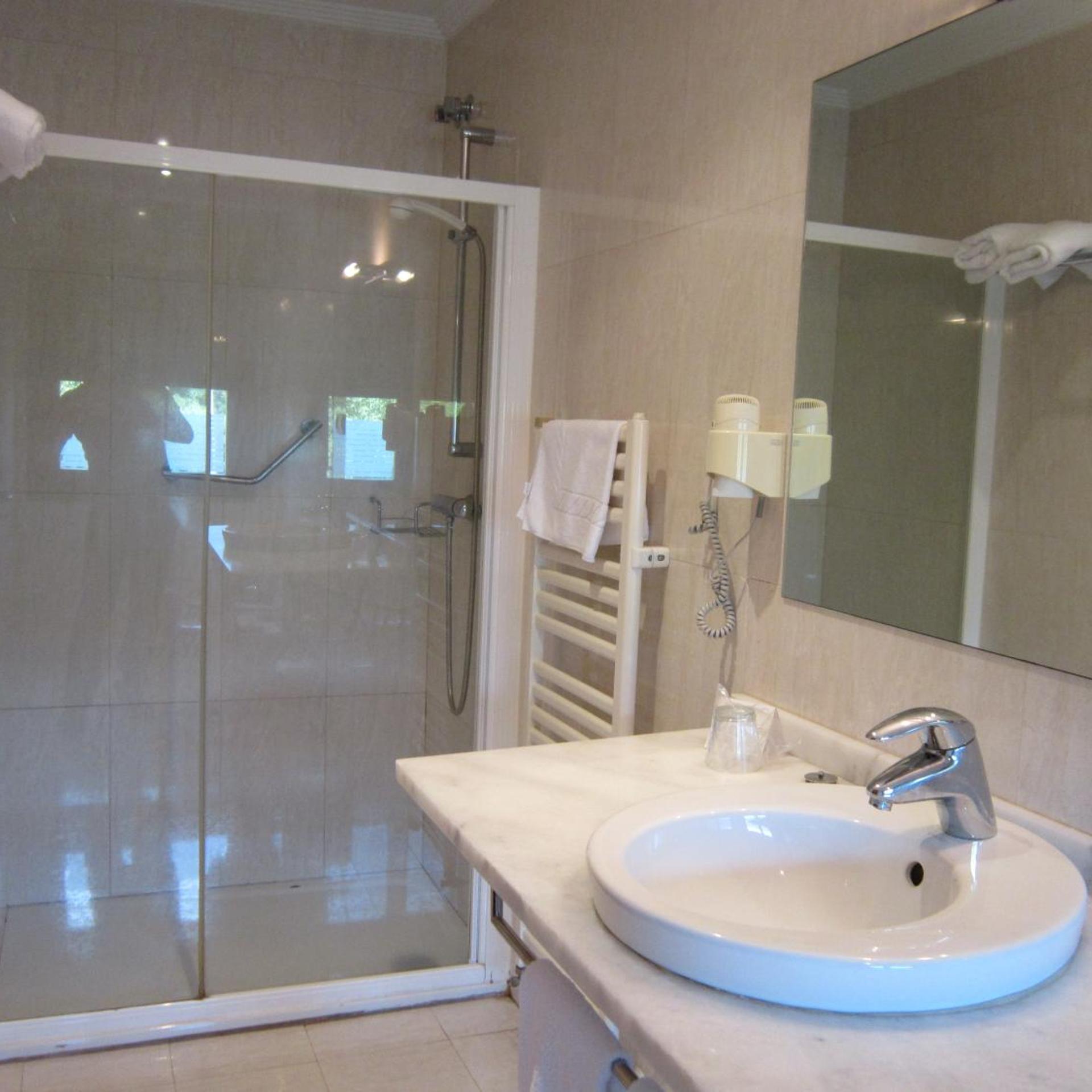 Euba Hotel 43/50