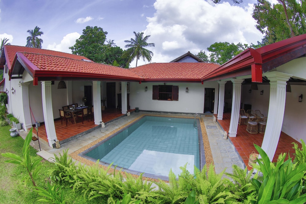 Arvani Villa 29/33
