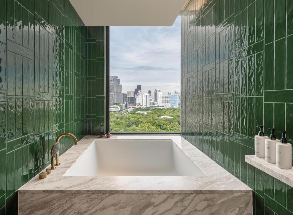 جناح بسرير كينج، Andaz One Bangkok, By Hyatt 4/6