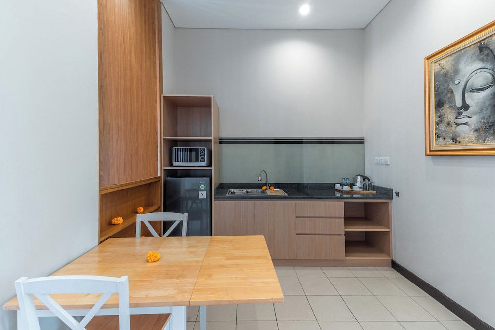 Svarna Suite Seminyak 54/62