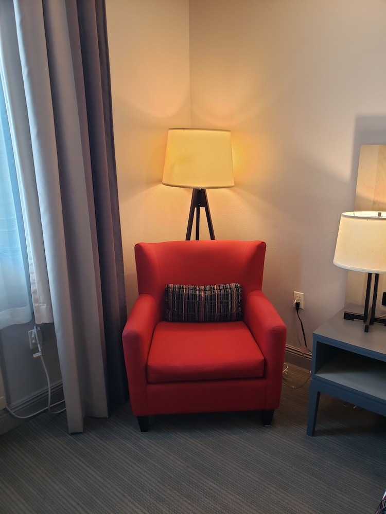 Country Inn Suites By Radisson Metairie New Orleans La 30/38