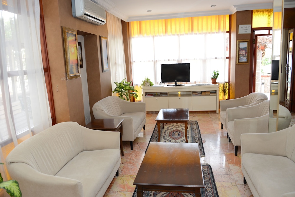 Sherwood Premio Hotel 33/50