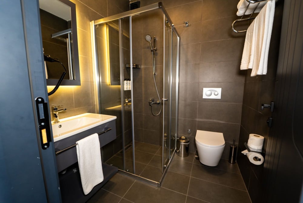 Educity Suit & Hotels 42/50