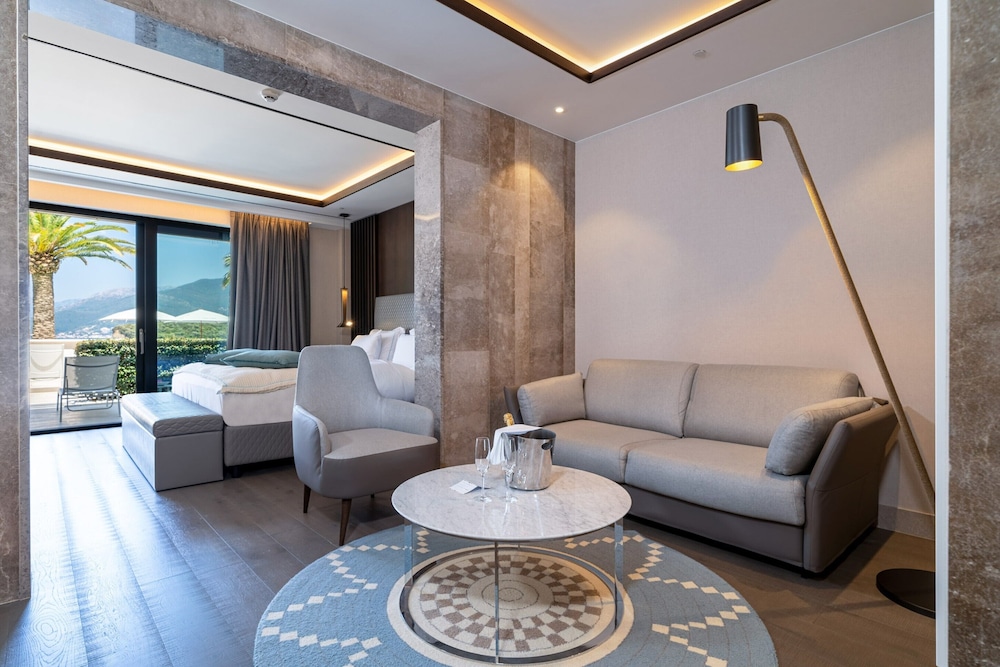 Monte Palm Beach Hotel 23/50