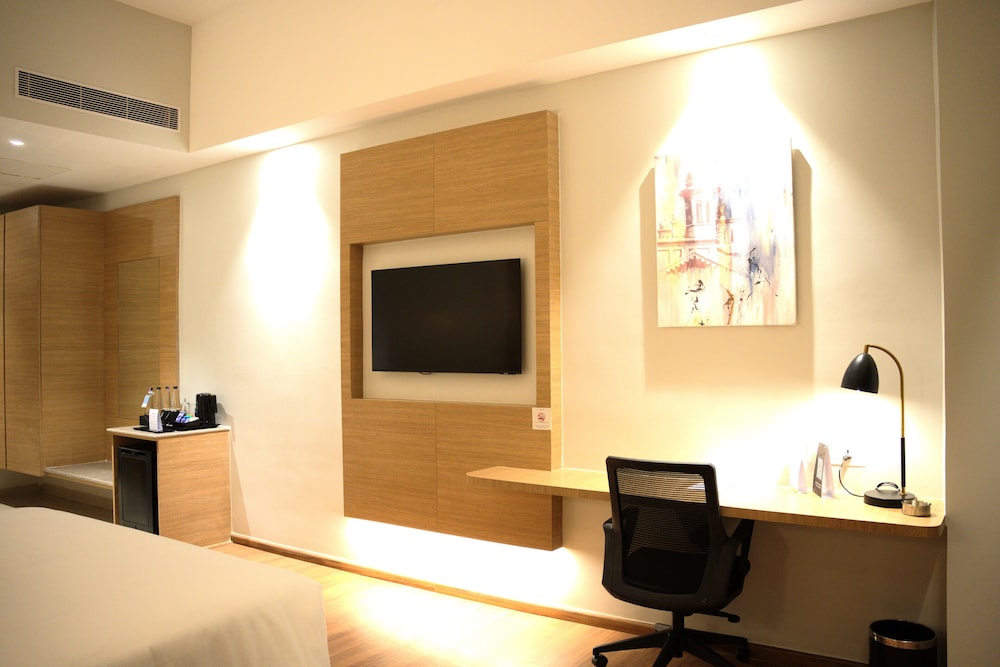 Mercure Lucknow Gomti Nagar 36/41