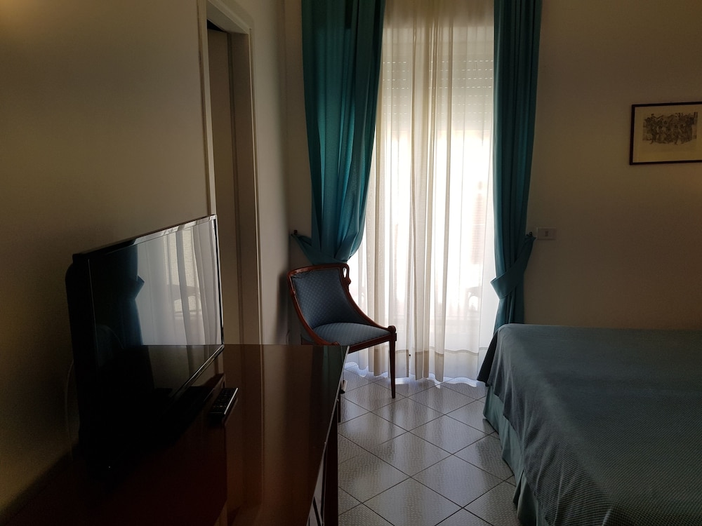 Palatium Mari Hotel 34/75