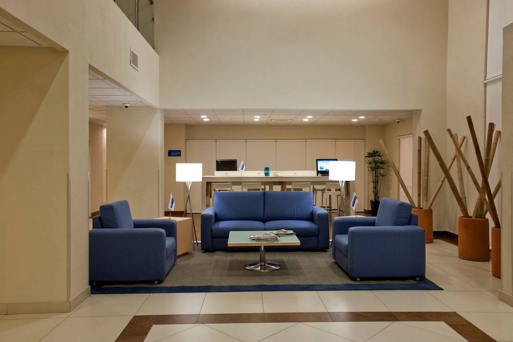 City Express by Marriott Apizaco 6/55