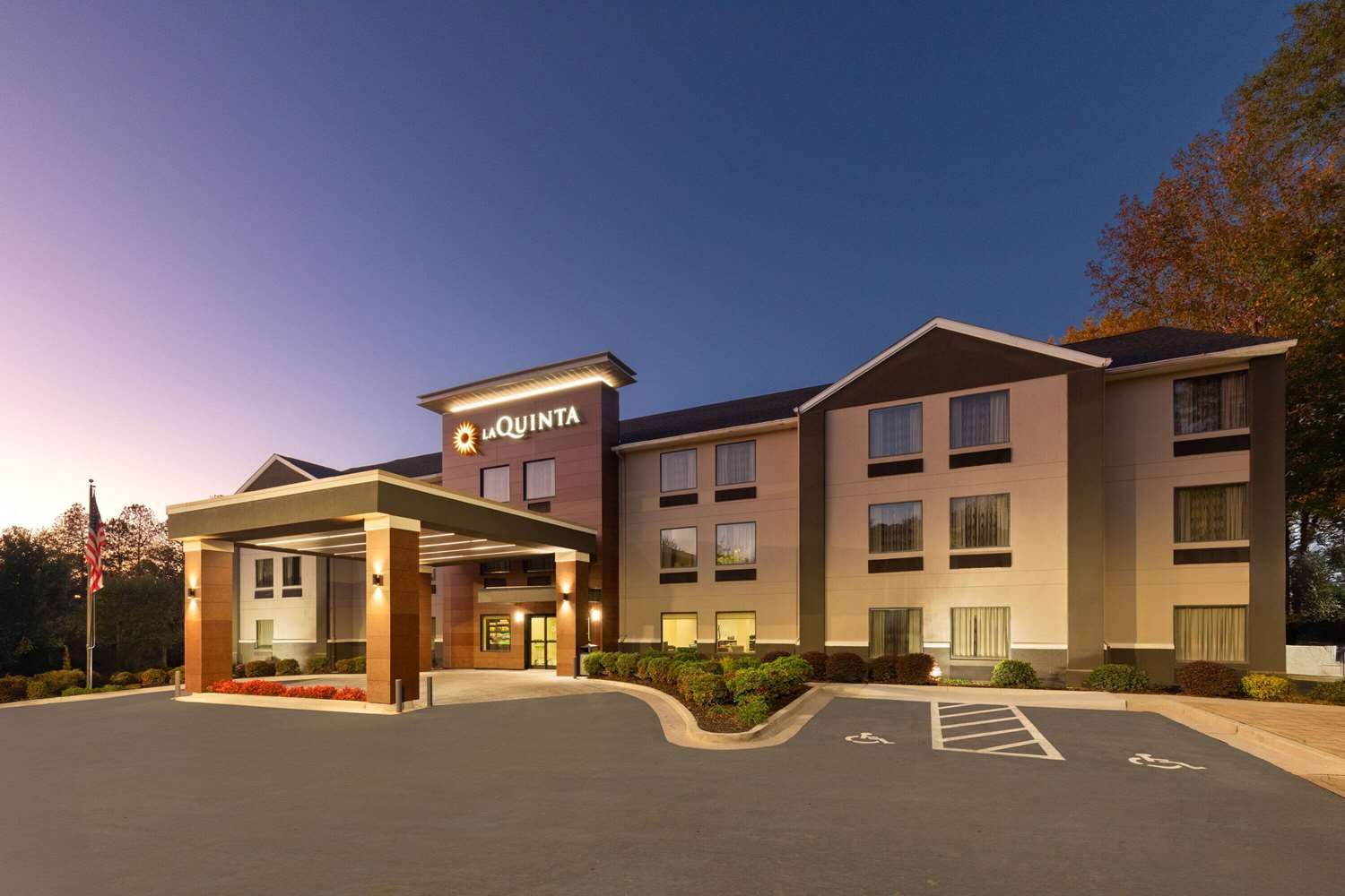 La Quinta Inn & Suites by Wyndham Snellville-Stone Mountain 1/19
