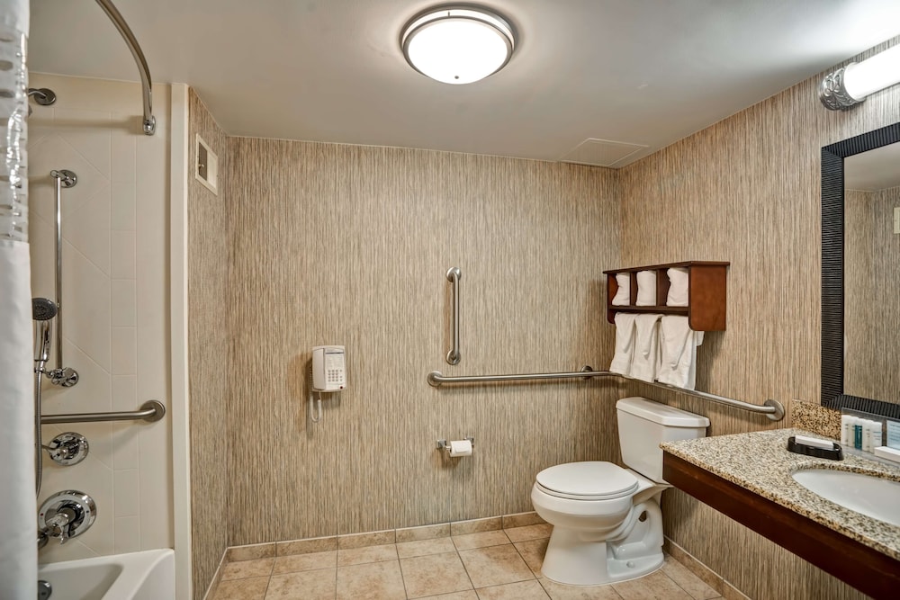 Hampton Inn Scranton at Montage Mountain 21/47