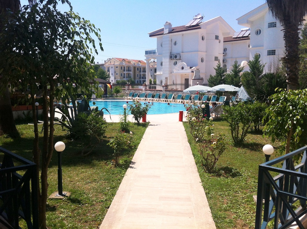 Bezay Hotel 22/31