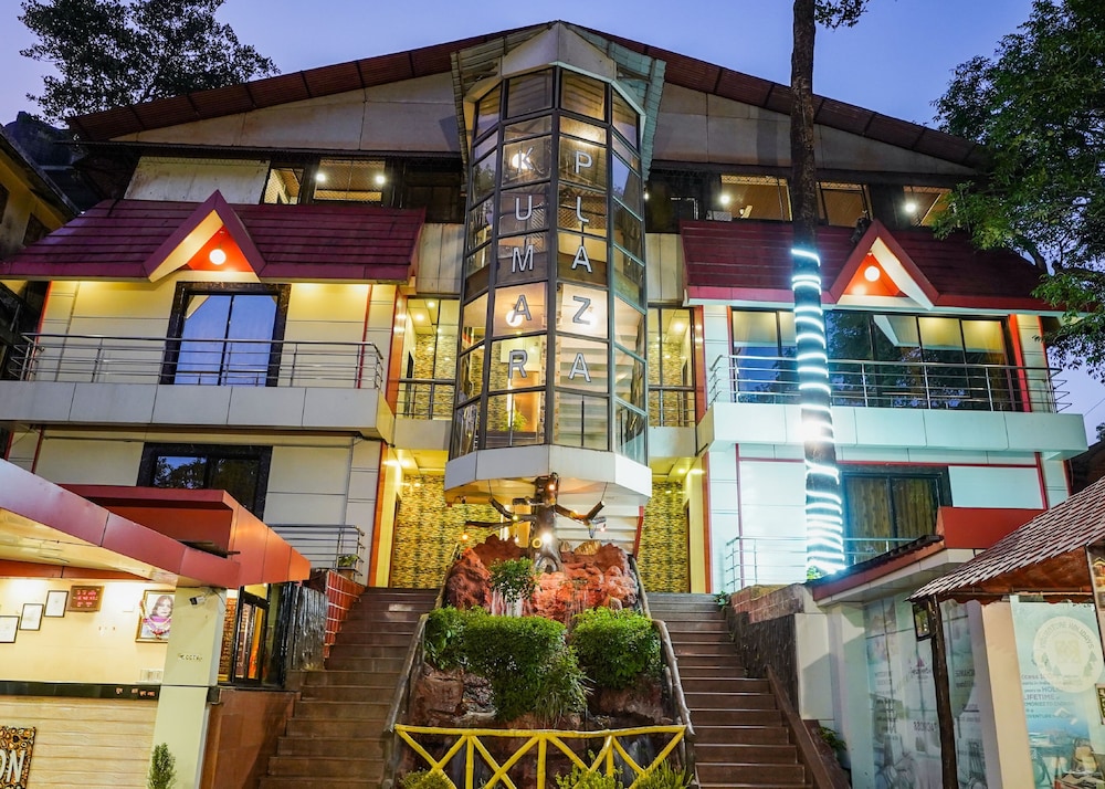 HOTEL KUMAR PLAZA 1/50