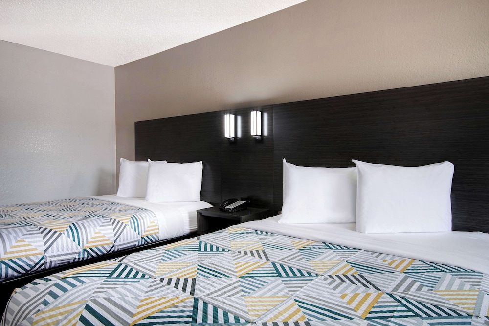 Studio6 San Antonio, TX - Northwest Medical Center photo2