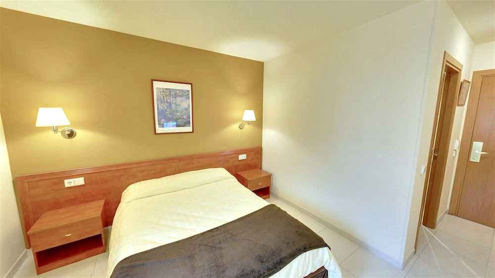 Hotel Guineu 28/54