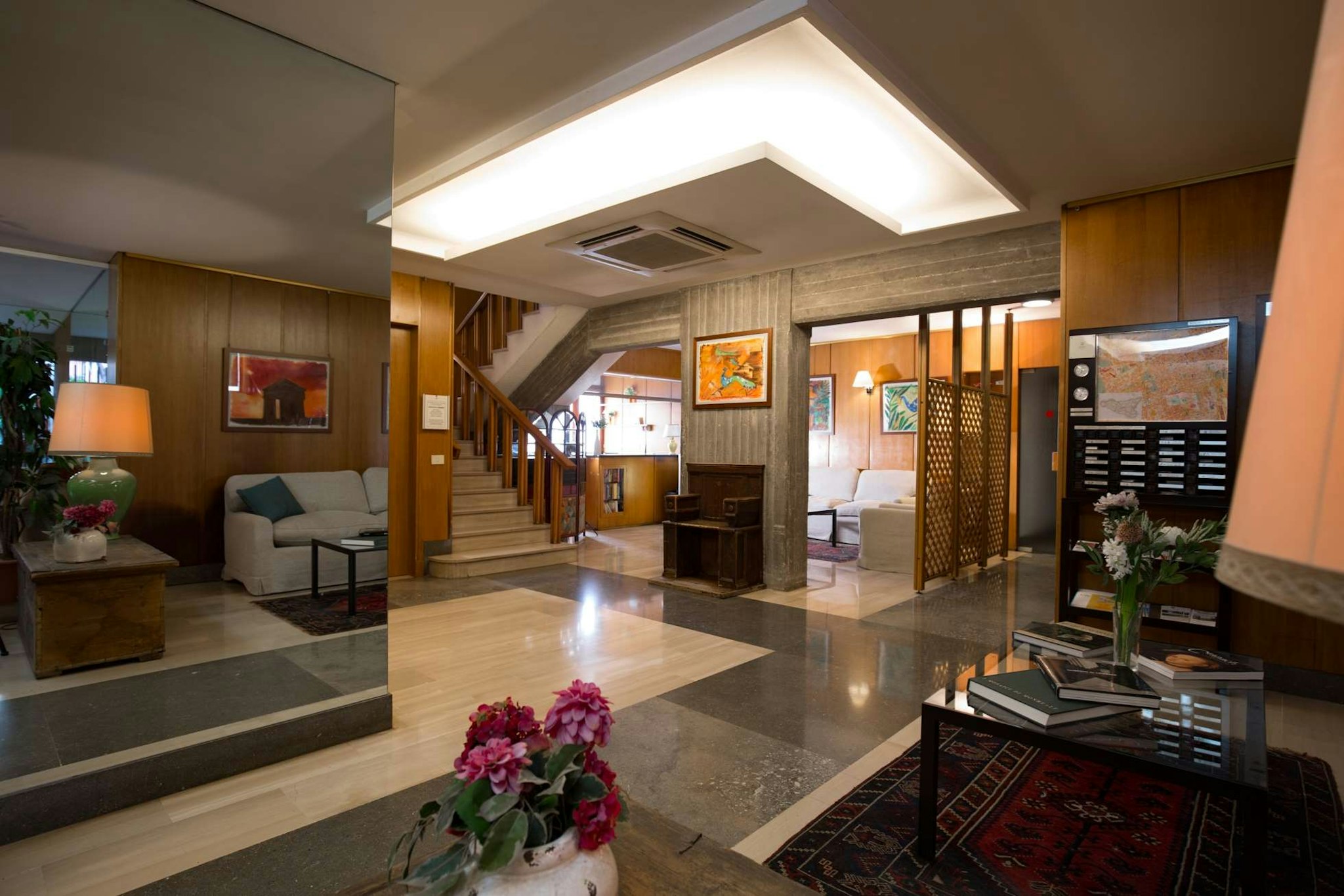 Marbela Residence 8/84