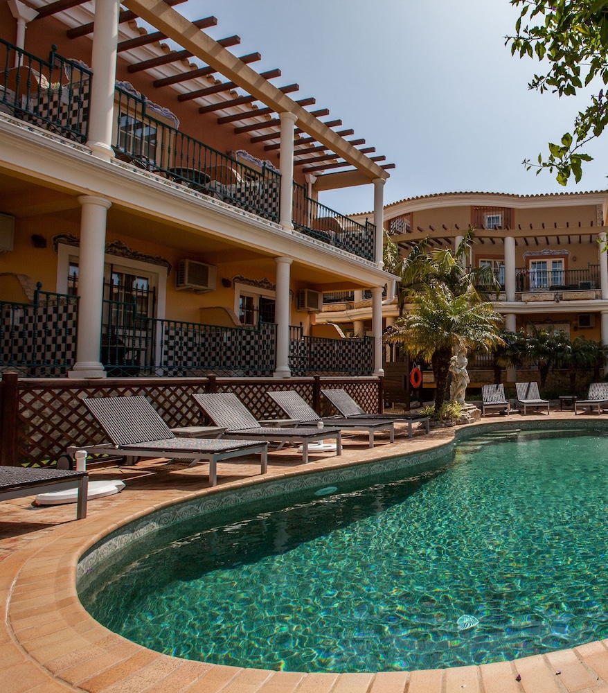 Charming Residence & Guest House Dom Manuel I 48/50