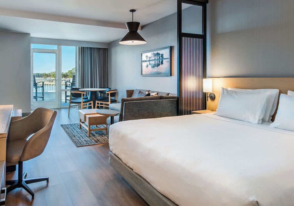 Hyatt Place Kent Narrows and Marina 9/50