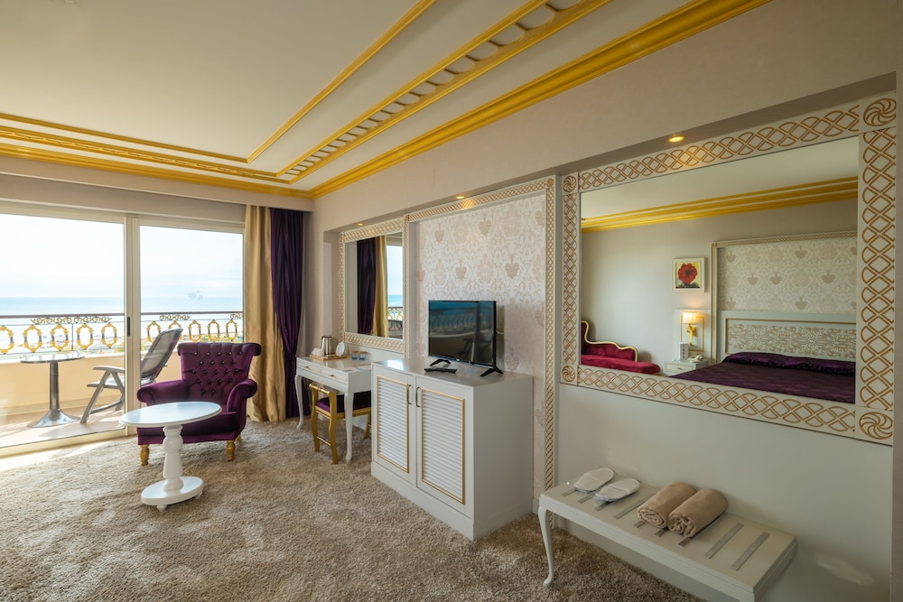 Diamond Excellence Resort & Spa 40/65