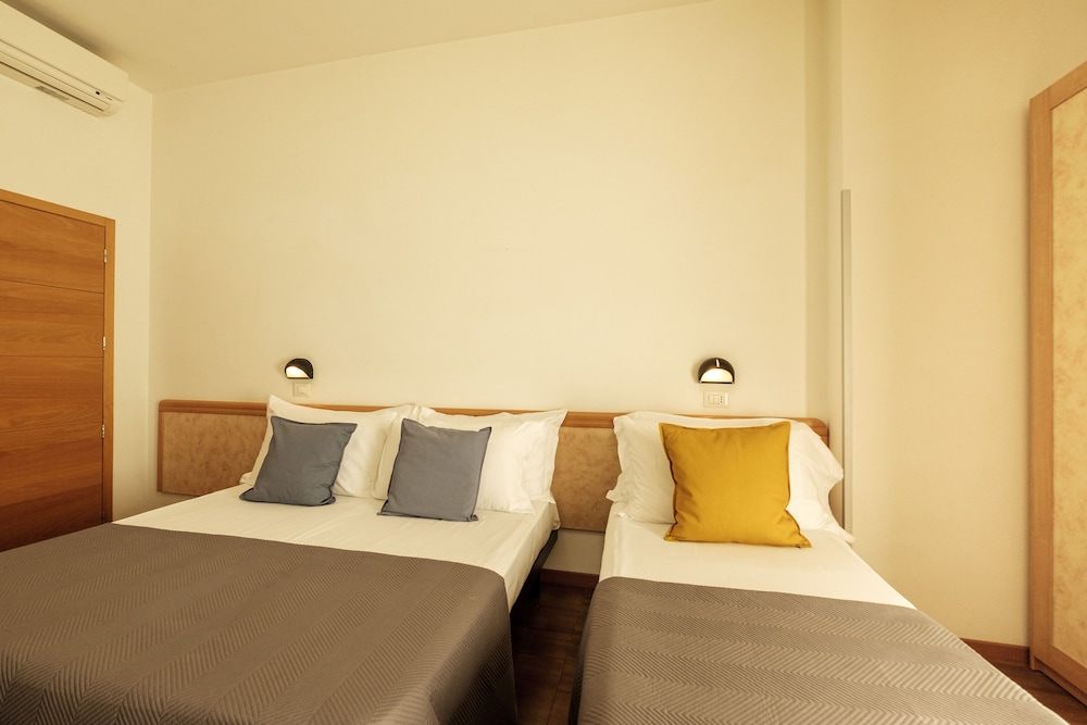 Hotel Oceanic 5/38