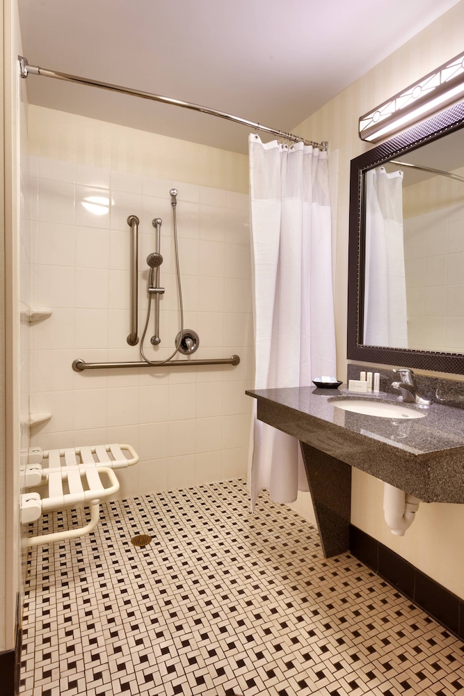 Fairfield Inn Suites Richfield 17/51