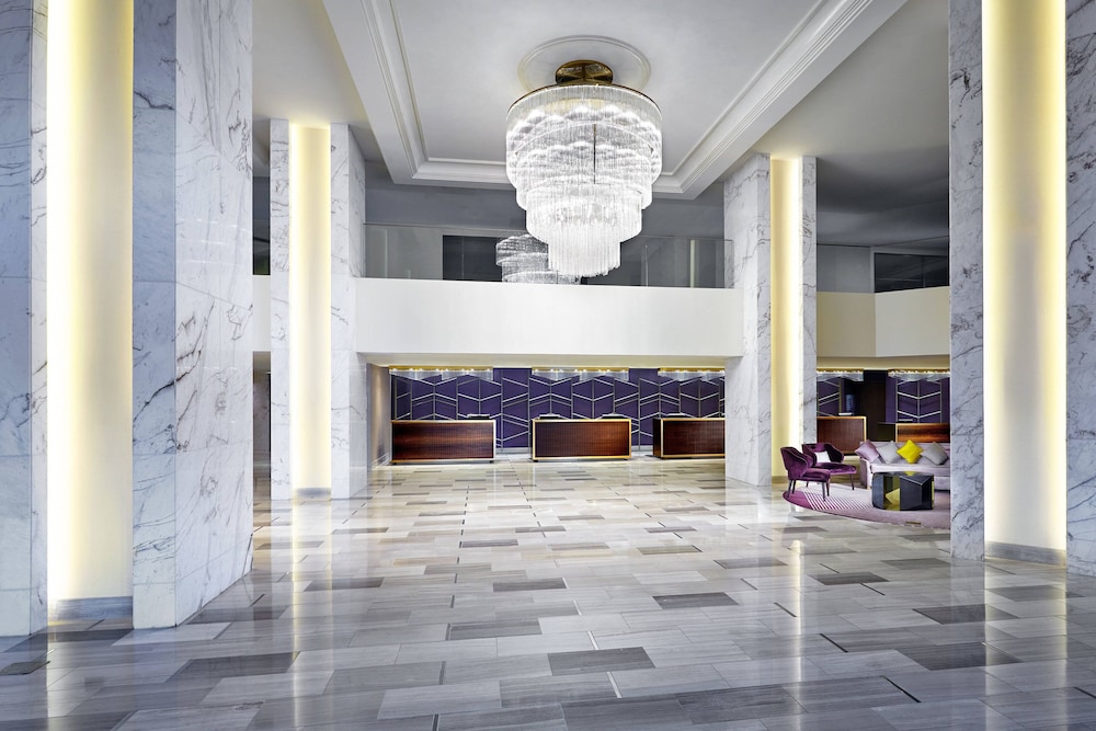 Lobby at Sheraton Gateway Los Angeles Hotel, LOS ANGELES - CA